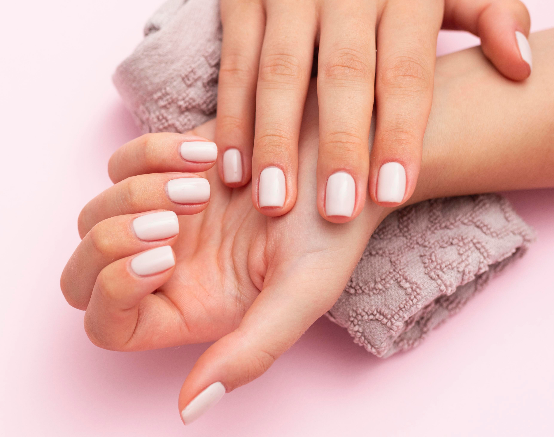20 Awesome Nail Designs for Students to Wear during School Holiday
