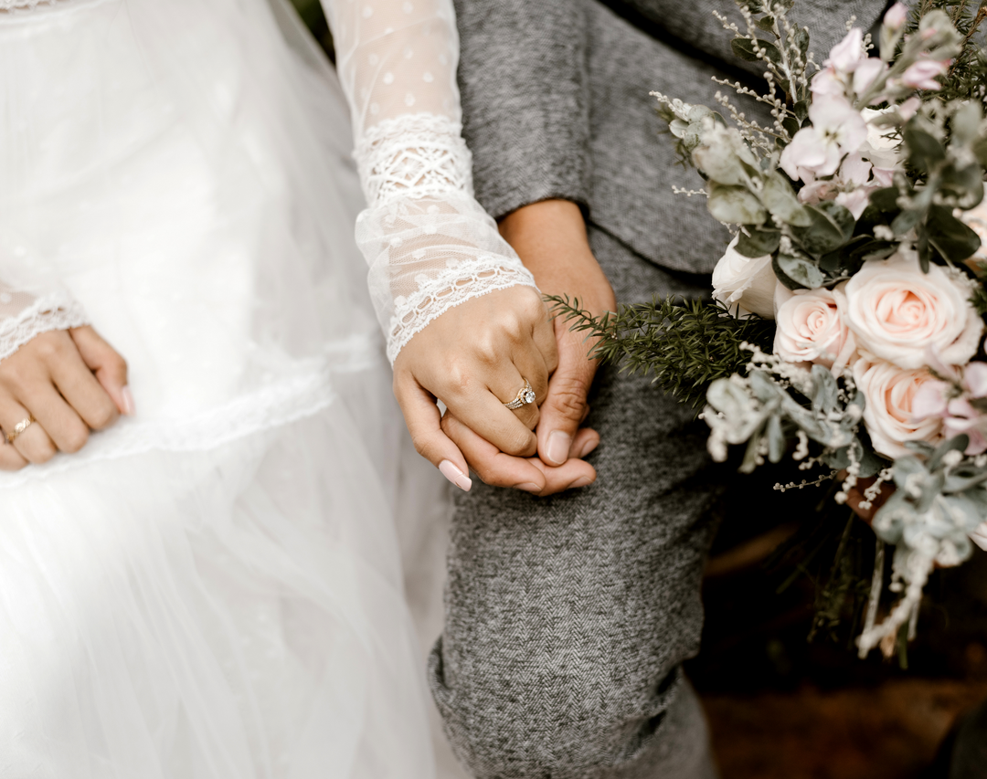 20 Elegant Bridal Nail Ideas For Your Big Day